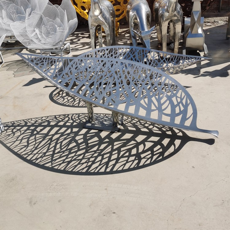 Customized Stainless Steel Leaf Sculpture Customized Stainless Steel Leaf Sculpture