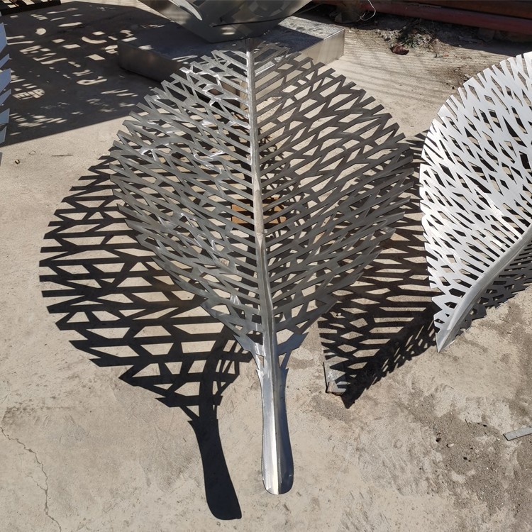 Customized Stainless Steel Hollow Leaf Sculpture Customized Stainless Steel Hollow Leaf Sculpture