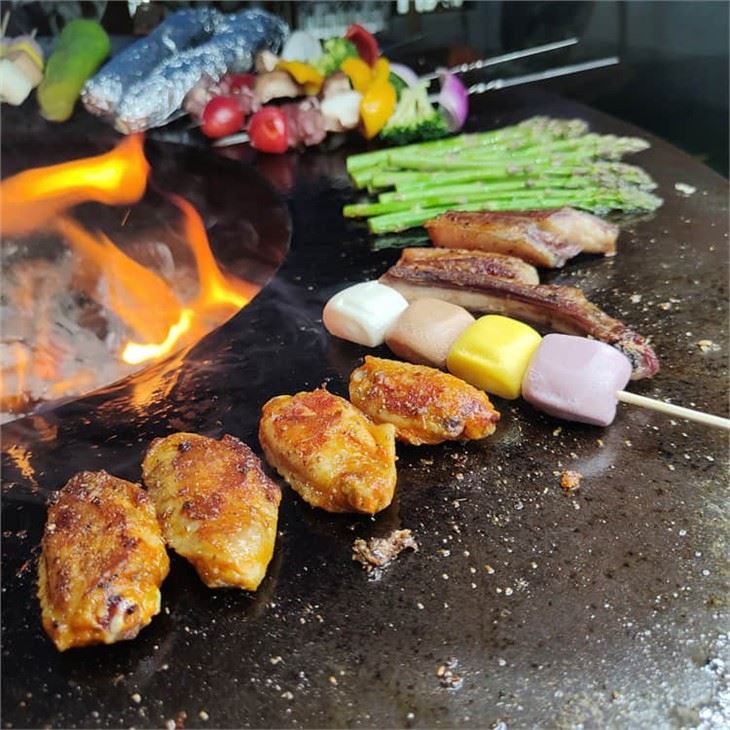 Outdoor Kitchen Corten Steel Fireplace Plancha Grill Smoker BBQ Grill