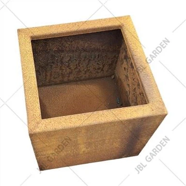 Augsti metāla stādītāji