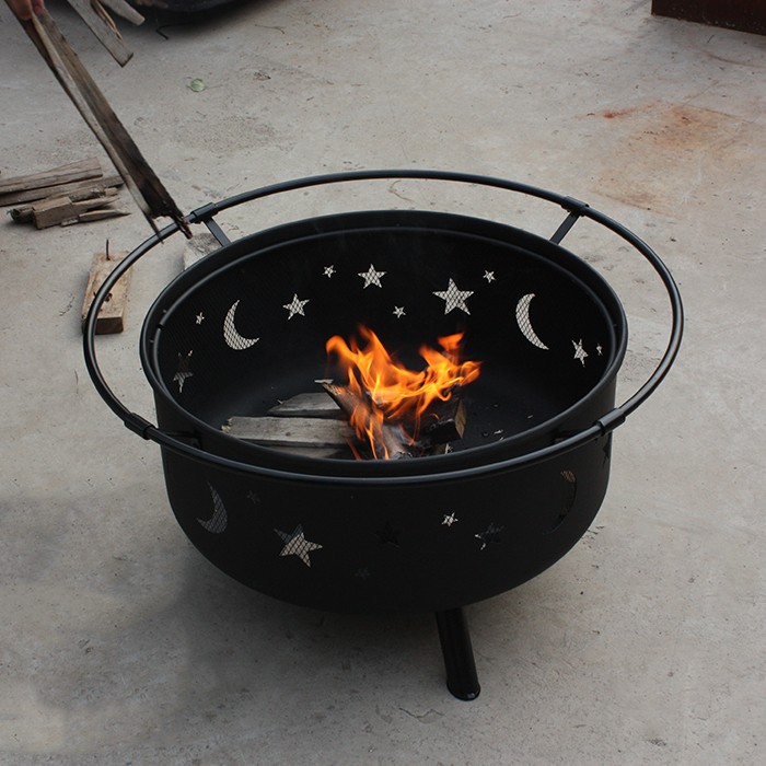 Industriālā stila tērauda ugunskura bedre