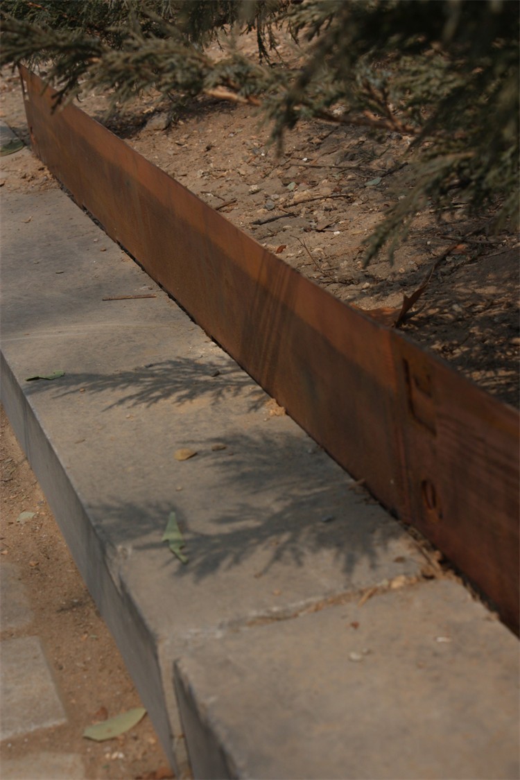 Outdoor Garden Borders Heavy-Duty Corten Steel Landscaping Edging suppliers