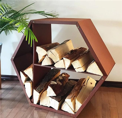 Corten tērauda malkas plaukts